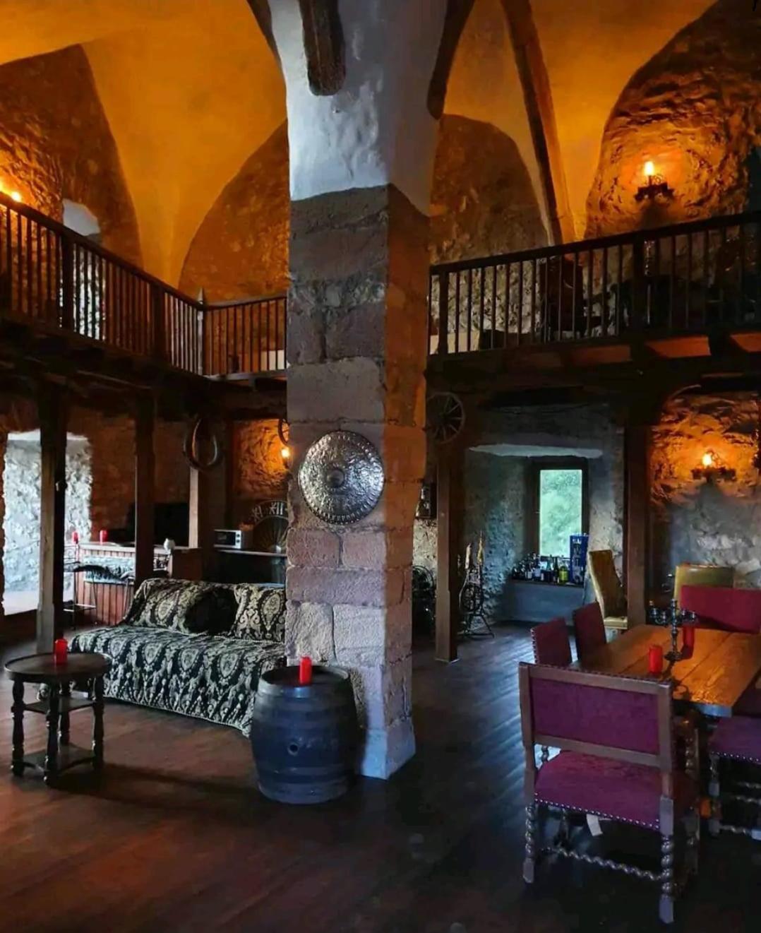 Burg Hermannstein - Rittersaal Wetzlar Bagian luar foto